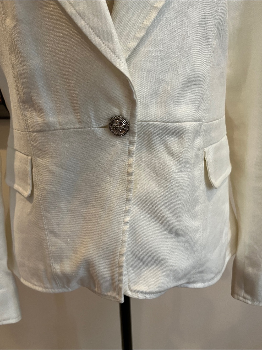 AS by DF Ivory Blazer Jacket Silver Button  Size Small Linen Tailored - Picture 9 of 14